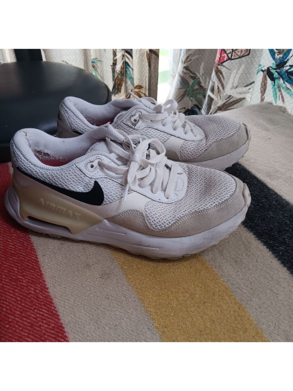 Nike Air Max White Mesh Sneakers Mens Size 10 Pre-Owned
